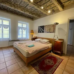 Historical With Balcony Apartment Prag